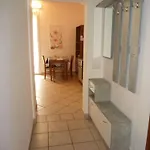 Casa Arianna * لافينو-مومبيلو