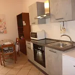 Casa Arianna لافينو-مومبيلو