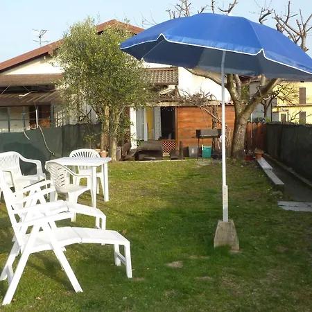 Casa Arianna شقة لافينو-مومبيلو